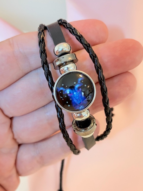 The Unbranded Brand Other - Black & Silver Capricorn Zodiac Braided Bracelet.